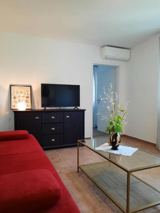 Appartements Lena. Premantura Exterior foto